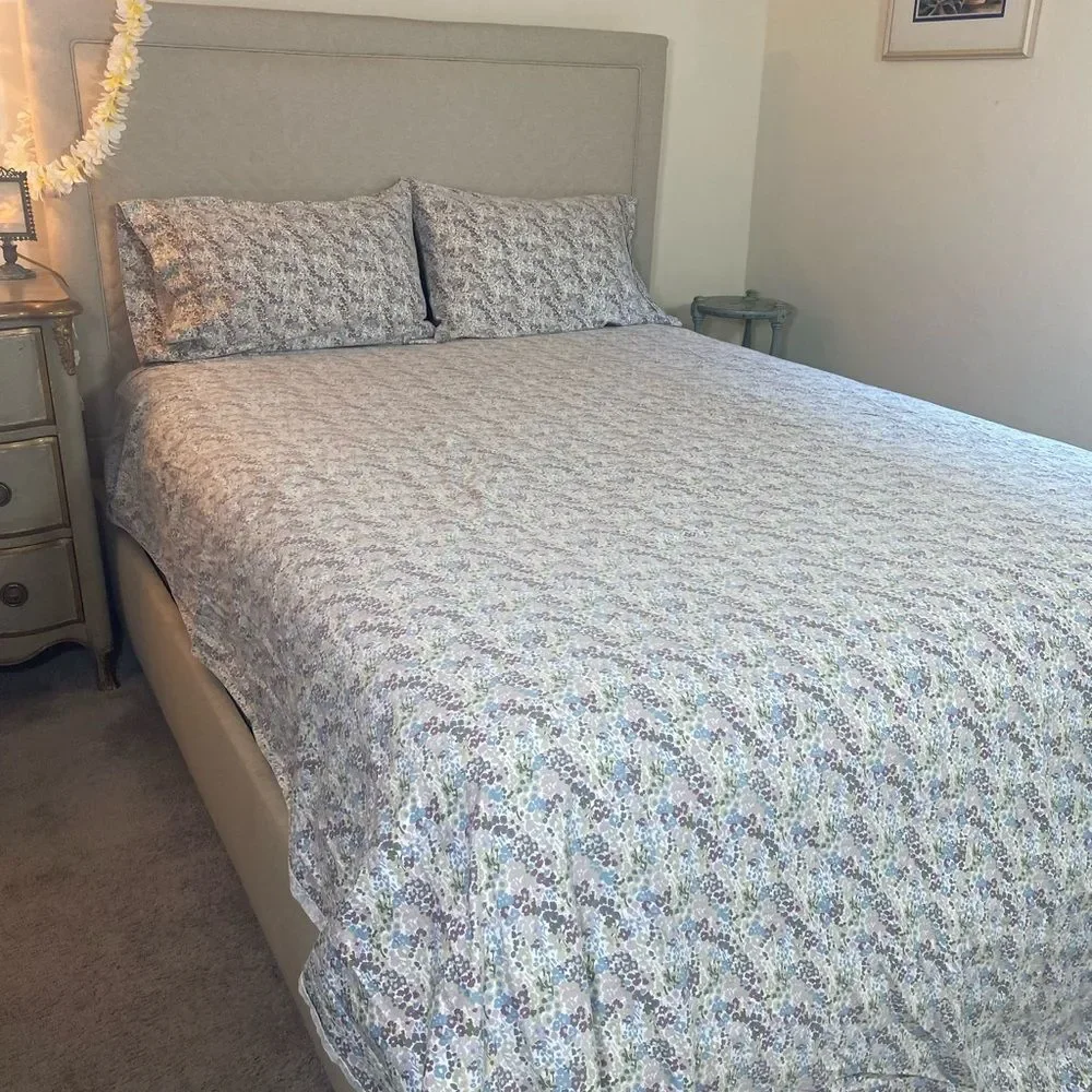 Threshold Flat Sheet w/ 2 pillowcases Queen floral